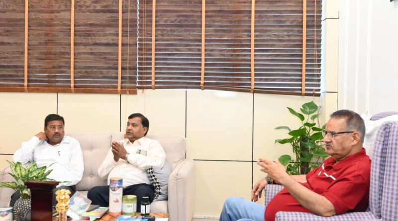कृषि मंत्री गणेश जोशी ने की विभागीय समीक्षा नवाचार आधारित कार्यों को बढ़ावा देने तथा नई फसलों को प्रोत्साहन देने पर दिया जोर