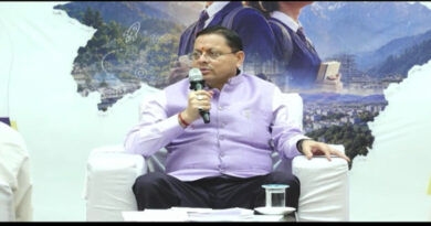 बच्चों से संवाद में घिरे CM धामी! नन्हे सवालों ने बढ़ाई मुख्यमंत्री की मुश्किलें