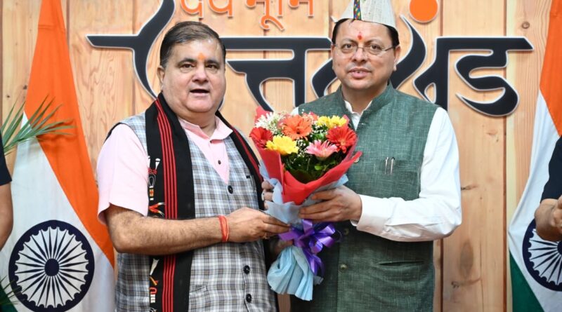 पुष्कर सिंह धामी के जन्मदिवस पर मुख्यमंत्री आवास में उमड़ा आत्मीयता का माहौल