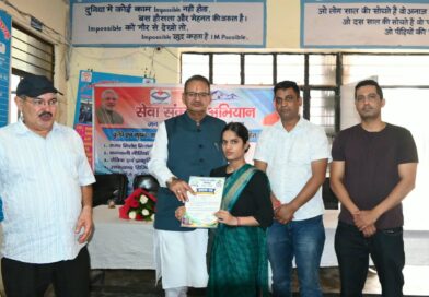 सेवा संकल्प अभियान कार्यक्रम के तहत राजकीय इंटर कालेज किशनुपर में कैबिनेट मंत्री गणेश जोशी
