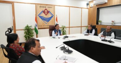 प्रमुख सचिव ने तृतीय प्रवासी उत्तराखण्डी दिवस सम्मेलन के आयोजन के सम्बन्ध में ली बैठक
