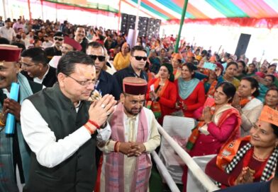 मुख्यमंत्री ने उत्तरकाशी में सेवा ज्योति कलश यात्रा एवं सेवा संकल्प सभा में किया प्रतिभाग