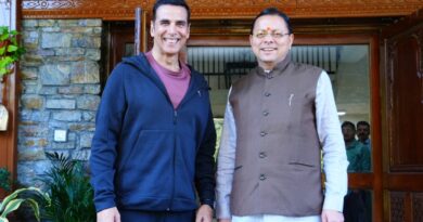 मुख्यमंत्री पुष्कर सिंह धामी से प्रसिद्ध फिल्म अभिनेता अक्षय कुमार ने की शिष्टाचार भेंट